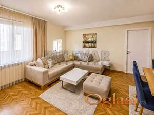 Izdaje se odličan, dvoiposoban stan u centru Niša, kod Margera, 69m2