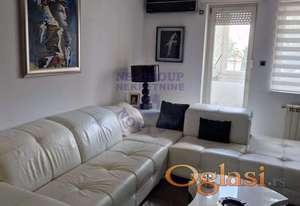 Fantastičan trosoban stan na Sajmu.