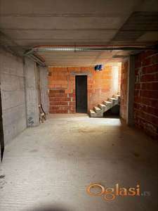 Poslovni prostor u Novosadskog sajma, nov neuseljavan u sivoj fazi - 3500 eura