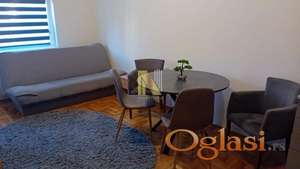 Izdaje se komplet opremljen dvosoban stan u blizini Sajma
