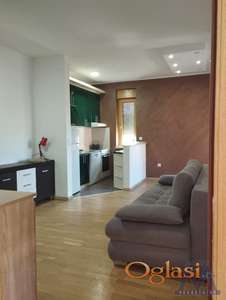 Stan,NOVI SAD,CENTAR,kv: 53, € 500, ID: 9101710