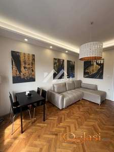 Izdajem LUX dvosoban stan u Centru !!!!!! ID#3530