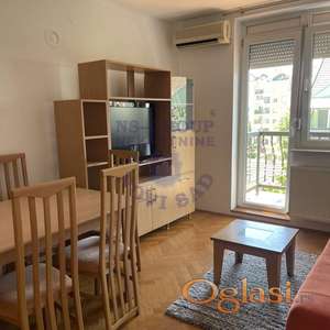 Odličan jednoiposoban PET-FRIENDLY stan na Grbavici. 43m2