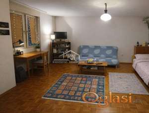 Vukov spomenik, Vojvode Bogdana, 47m2 ID#1602