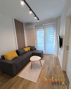  ODLIČAN JEDNOIPOSOBAN STAN NA PODBARI