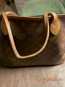 Louis Vuitton Neverfull MM bag
