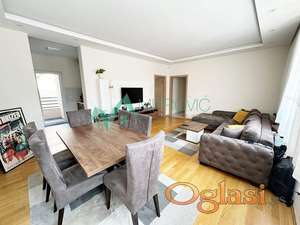 Centar, dvoiposoban, sa garažom u suterenu! 