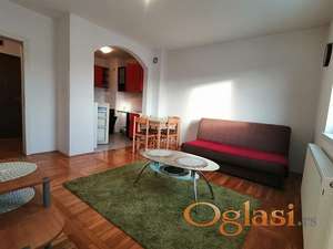 Namešten dvosoban stan, gas grejanje - Bul. Patrijarha Pavla