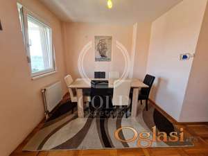 PRODAJA - TROSOBAN STAN - PETROVARADIN - 68m²