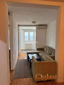 Odličan 1.5soban stan po super ceni