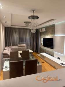 CENTAR TROSOBAN NAMESTEN STAN