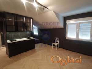 Garsonjera 27m2 Kej