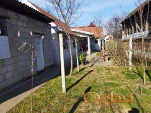 Prizemna kuća sa lokalom u Sremskoj Mitrovici, 164m2, HITNO!