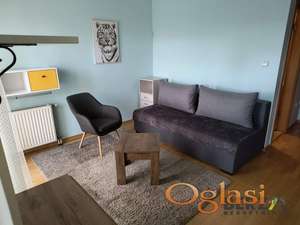  LEPO NAMEŠTEN JEDNOSOBAN STAN NA LINAU 4