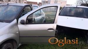 Prednja leva vrata dacia logan