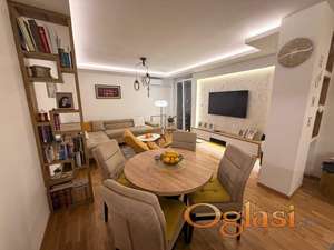 Na prodaju 3,0 stan na Detelinari