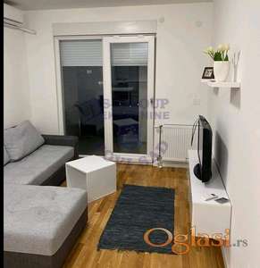 Garsonjera u novogradnji na Novom Naselju!