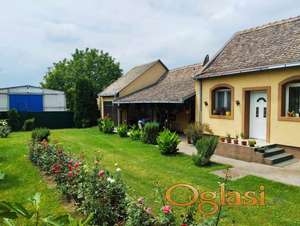 Domaćinstvo sa halom i voćnjakom, HITNO