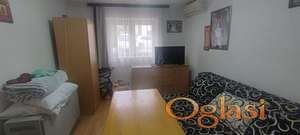 545123-Jednoiposoban-33m2-Centar