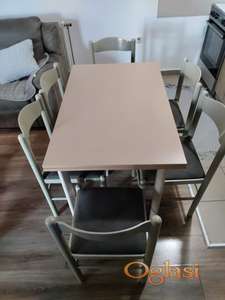 Trpezarijski sto sa stolicama