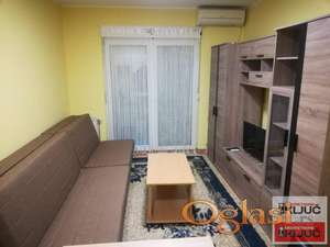 Garsonjera na Grbavici, 25 m², 2. sprat