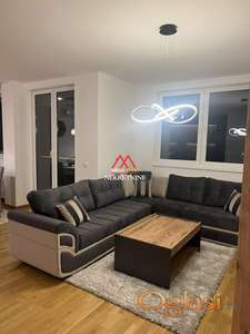 Sajam - 84m2 - trosoban stan