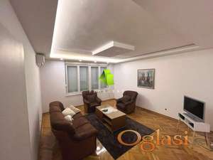 Poslovni prostor kod Kalče ID#7479