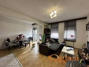 DVOIPOSOBAN STAN U KISAČKOJ ULICI