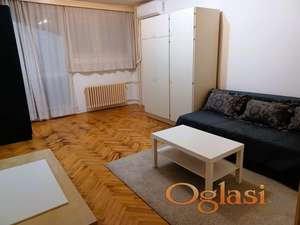 Udoban jednosoban stan na Miljakovcu