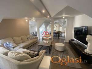 DeLux četvorosoban stan - 200m2 - Centar