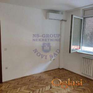 U ponudi imamo jednoiposoban stan koji se izdaje kao poslovni prostor.