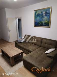 IZDAJE SE DVOSOBAN STAN KOD BULEVARA ID#5859