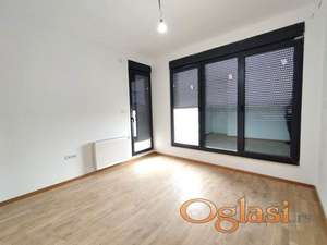 Penthouse, izuzetan stan, PDV, garažna mesta, prelepa terasa, Bulevar!