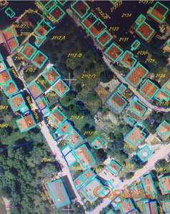 Prodajem gradjevinsko zemljiste u centru Uzica