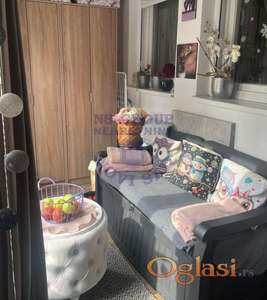 Odličan dvoiposoban stan na Adicama! 21m2