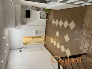 Izdajem lokal na Detelinari-340e