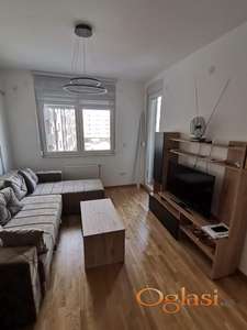 NS Skver-dvosoban nov namešten stan 39m2-350e