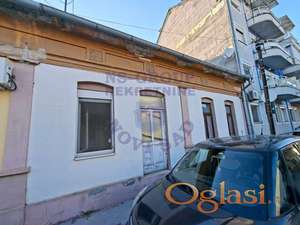 Odličan dvorišni u centru