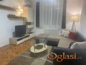 RENOVIRAN NAMEŠTEN DVOSOBAN STAN 477M2 SATELIT 430EU