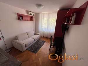 Odlična garsonjera / GRBAVICA