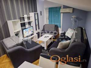 Stan 1.5, 44 m2 u blizini Saborne crkve