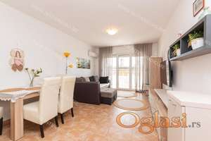 Na prodaju – Namješten jednosoban stan 46m², Savina, Herceg Novi – 250m od mora