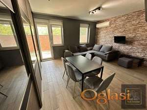 Karagača! Fantastičan stan - Duplex!