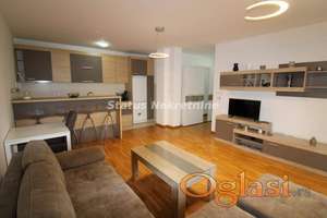 Socijalno-Svetojovanska Extra sa garažom 750e 065/3858-888