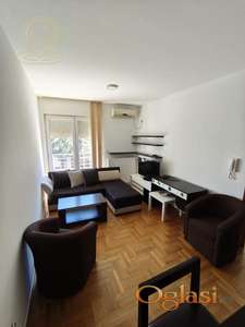 IZDAJE SE DVOSOBAN STAN 43 m² – CENTAR KRAGUJEVCA + GARAŽA