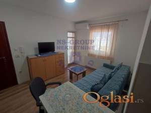 547481-Jednoiposoban-28m2-Adice