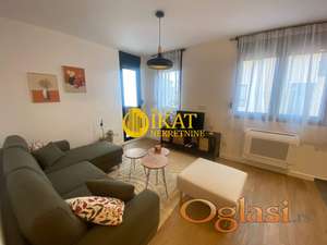 Cvetkova pijaca 39m2 jednoiposoban stan ID#4339