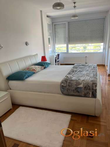 Fotografija stana 2 od 10