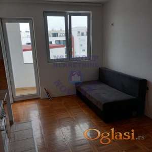 Izdaje se jednoiposoban stan na Petrovaradinu.
