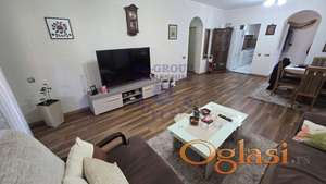 Odlična kuća na Avijaciji 109m2